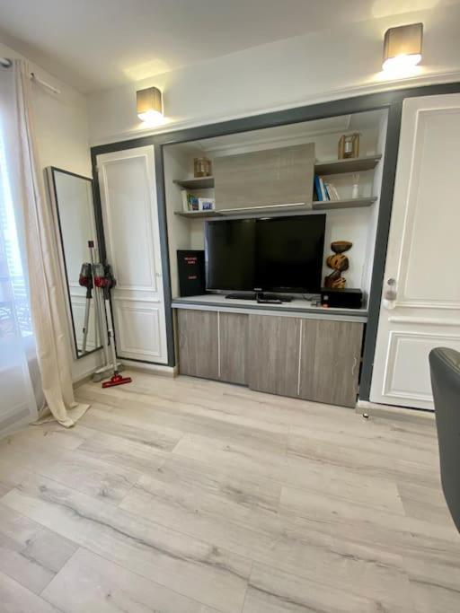 Apartamento Jeanne D'Arc Ruan Exterior foto